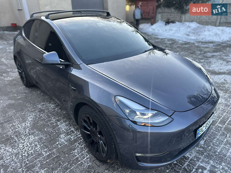 Позашляховик / Кросовер Tesla Model Y 2021 в Ковелі