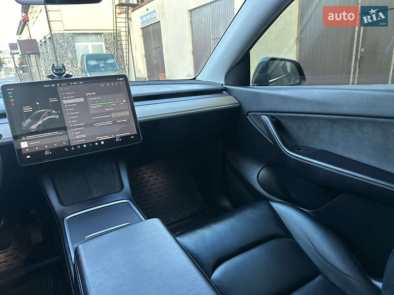 Позашляховик / Кросовер Tesla Model Y 2021 в Ковелі