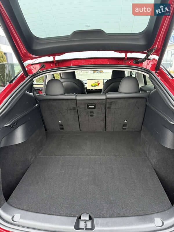 Позашляховик / Кросовер Tesla Model Y 2023 в Хусті фото 12 Позашляховик / Кросовер Tesla Model Y 2023 в Хусті