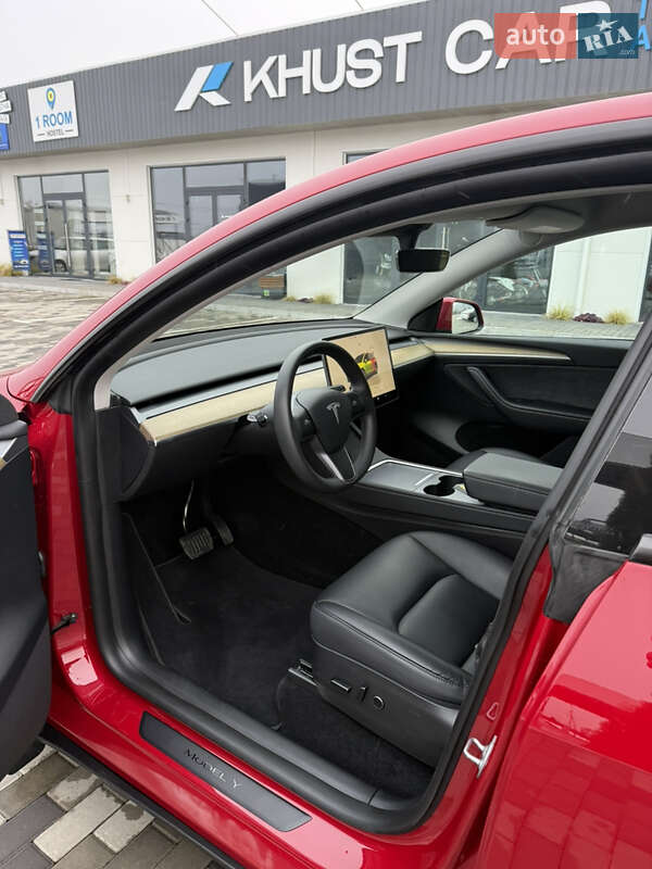 Позашляховик / Кросовер Tesla Model Y 2023 в Хусті фото 9 Позашляховик / Кросовер Tesla Model Y 2023 в Хусті