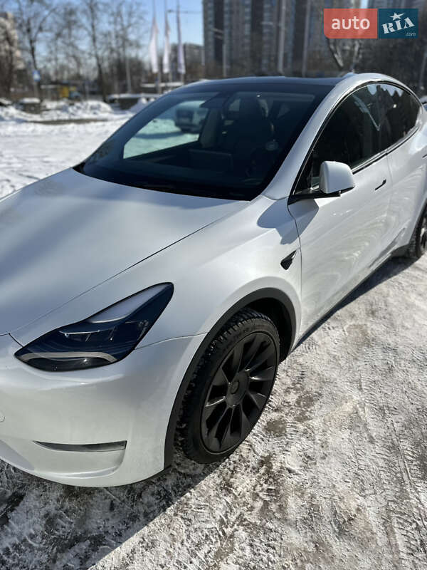 Внедорожник / Кроссовер Tesla Model Y 2023 в Киеве фото 5 Внедорожник / Кроссовер Tesla Model Y 2023 в Киеве