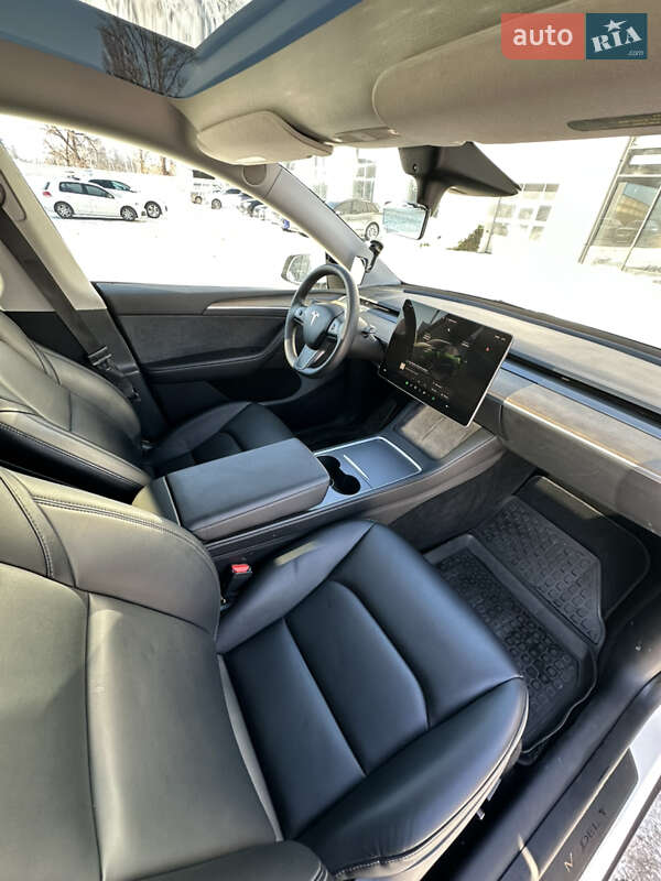 Внедорожник / Кроссовер Tesla Model Y 2023 в Киеве фото 17 Внедорожник / Кроссовер Tesla Model Y 2023 в Киеве