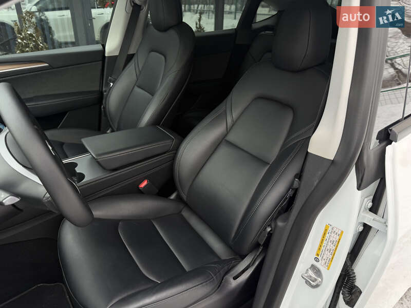 Внедорожник / Кроссовер Tesla Model Y 2023 в Ивано-Франковске фото 12 Внедорожник / Кроссовер Tesla Model Y 2023 в Ивано-Франковске