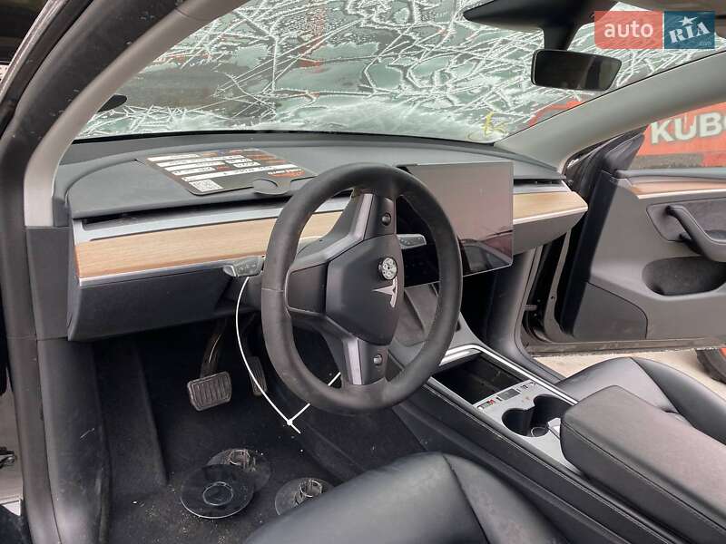 Позашляховик / Кросовер Tesla Model Y 2023 в Львові
