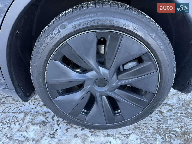 Внедорожник / Кроссовер Tesla Model Y 2024 в Киеве фото 13 Внедорожник / Кроссовер Tesla Model Y 2024 в Киеве