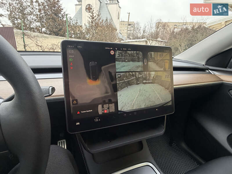 Позашляховик / Кросовер Tesla Model Y 2024 в Львові фото 16 Позашляховик / Кросовер Tesla Model Y 2024 в Львові