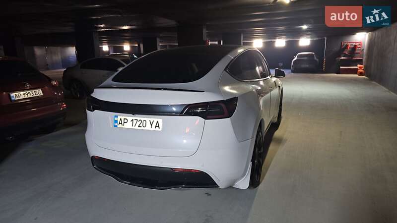 Внедорожник / Кроссовер Tesla Model Y 2020 в Запорожье