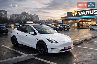 Позашляховик / Кросовер Tesla Model Y 2024 в Дніпрі