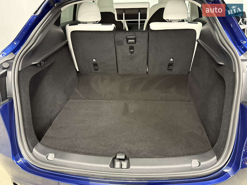 Позашляховик / Кросовер Tesla Model Y 2024 в Львові