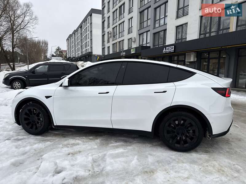 Внедорожник / Кроссовер Tesla Model Y 2020 в Львове