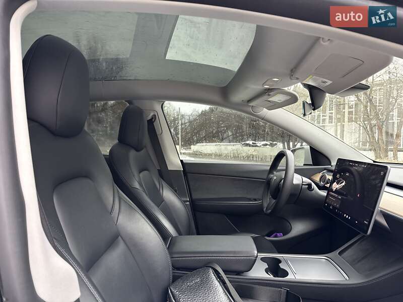 Внедорожник / Кроссовер Tesla Model Y 2020 в Львове