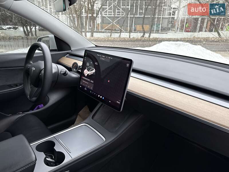 Внедорожник / Кроссовер Tesla Model Y 2020 в Львове