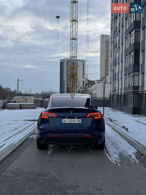 Внедорожник / Кроссовер Tesla Model Y 2021 в Луцке