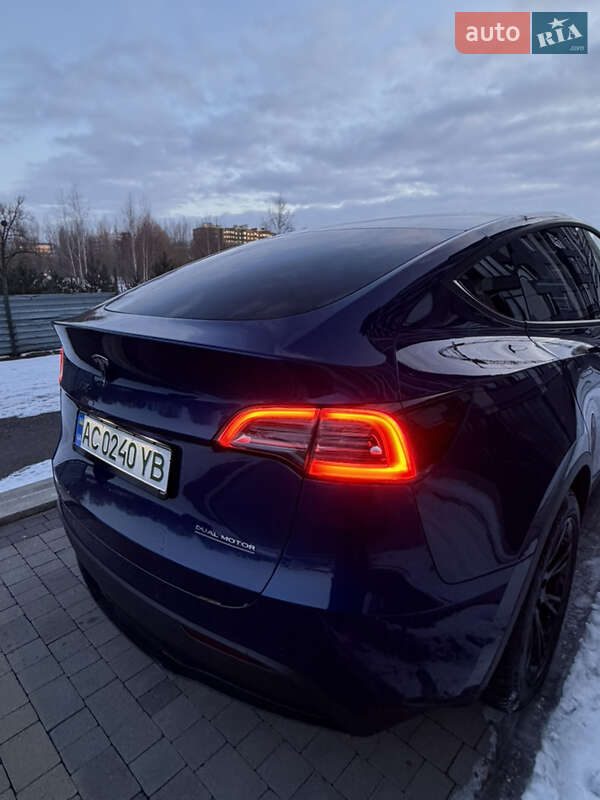 Внедорожник / Кроссовер Tesla Model Y 2021 в Луцке
