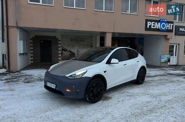 Внедорожник / Кроссовер Tesla Model Y 2020 в Луцке