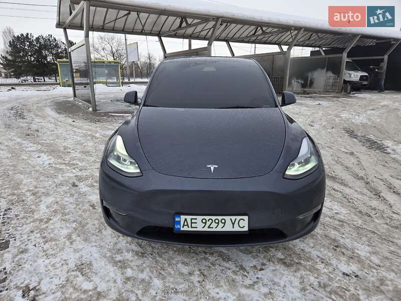 Позашляховик / Кросовер Tesla Model Y 2022 в Дніпрі
