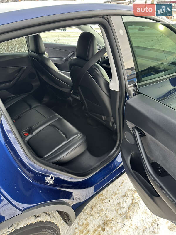 Позашляховик / Кросовер Tesla Model Y 2020 в Харкові