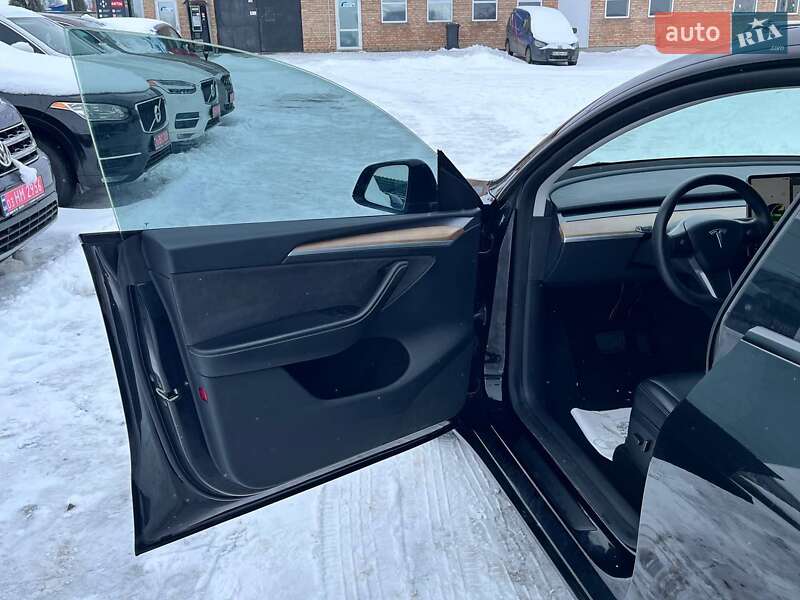 Позашляховик / Кросовер Tesla Model Y 2023 в Луцьку