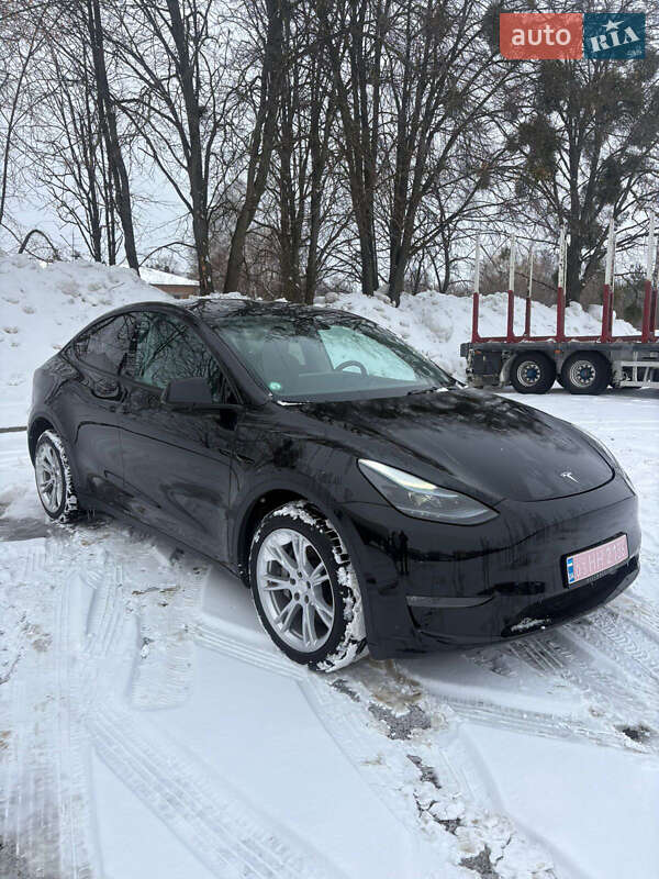 Позашляховик / Кросовер Tesla Model Y 2022 в Рівному фото Позашляховик / Кросовер Tesla Model Y 2022 в Рівному