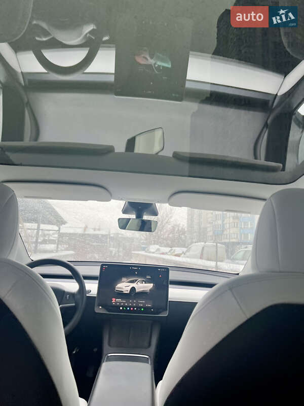 Внедорожник / Кроссовер Tesla Model Y 2023 в Киеве