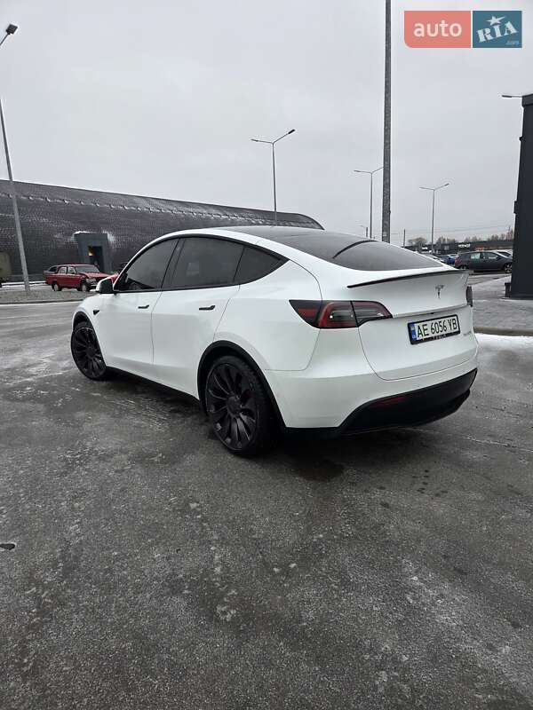 Внедорожник / Кроссовер Tesla Model Y 2021 в Днепре фото 8 Внедорожник / Кроссовер Tesla Model Y 2021 в Днепре