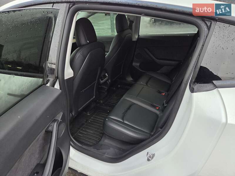 Внедорожник / Кроссовер Tesla Model Y 2021 в Днепре фото 11 Внедорожник / Кроссовер Tesla Model Y 2021 в Днепре