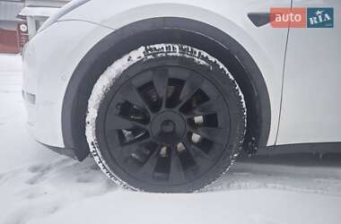 Внедорожник / Кроссовер Tesla Model Y 2022 в Ровно