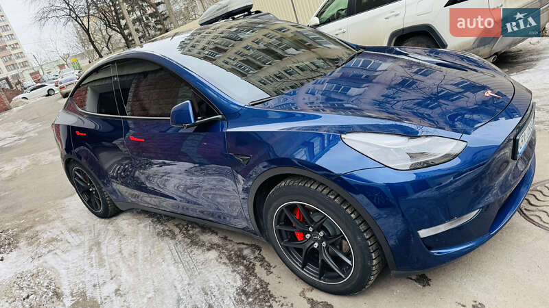 Позашляховик / Кросовер Tesla Model Y 2023 в Хмельницькому
