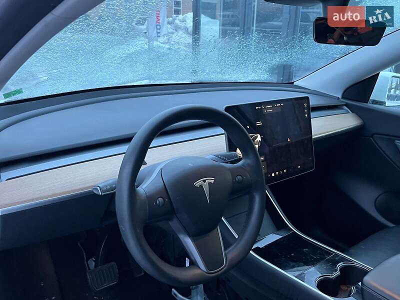 Внедорожник / Кроссовер Tesla Model Y 2020 в Луцке