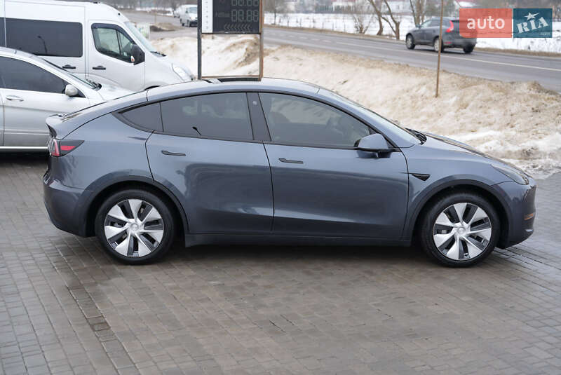 Позашляховик / Кросовер Tesla Model Y 2022 в Львові фото 4 Позашляховик / Кросовер Tesla Model Y 2022 в Львові