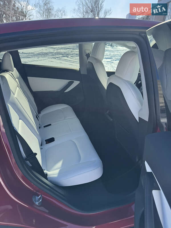 Позашляховик / Кросовер Tesla Model Y 2021 в Білій Церкві