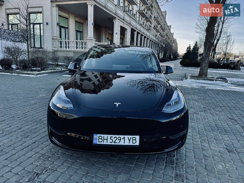 Позашляховик / Кросовер Tesla Model Y 2022 в Одесі фото 3 Позашляховик / Кросовер Tesla Model Y 2022 в Одесі