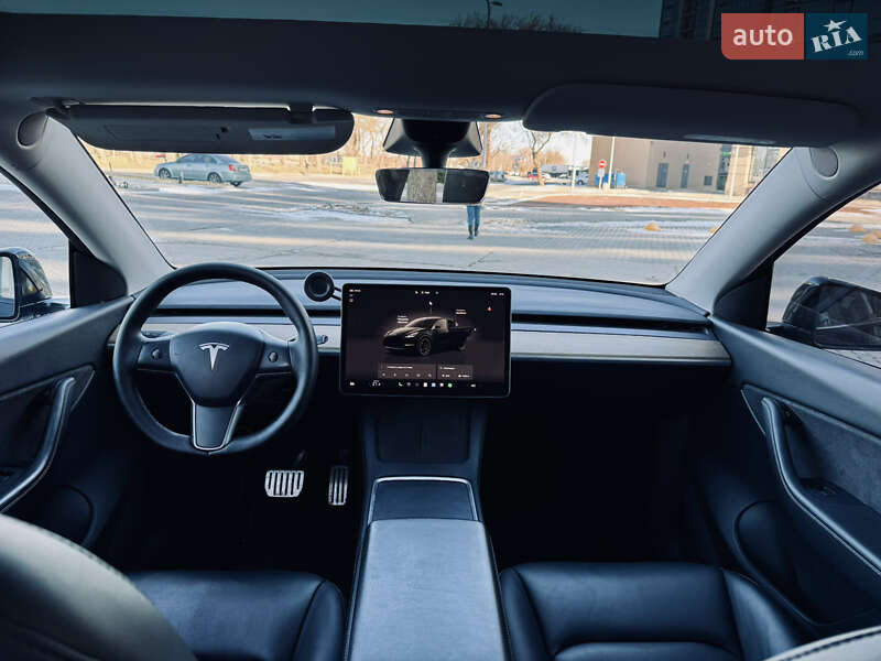 Позашляховик / Кросовер Tesla Model Y 2022 в Одесі фото 14 Позашляховик / Кросовер Tesla Model Y 2022 в Одесі