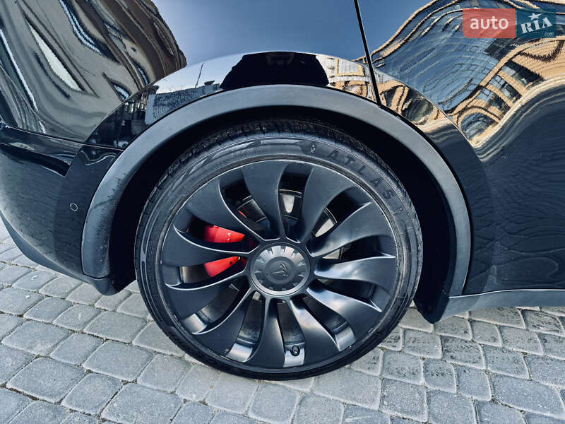 Позашляховик / Кросовер Tesla Model Y 2022 в Одесі фото 7 Позашляховик / Кросовер Tesla Model Y 2022 в Одесі