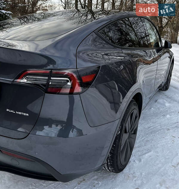 Позашляховик / Кросовер Tesla Model Y 2022 в Львові