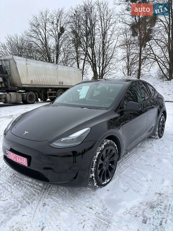 Tesla Model Y 2023 Tesla Model Y 2023