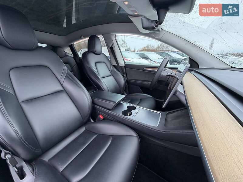 Позашляховик / Кросовер Tesla Model Y 2022 в Луцьку