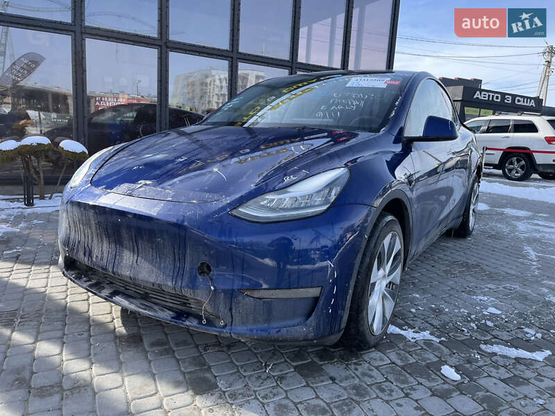 Позашляховик / Кросовер Tesla Model Y 2023 в Львові