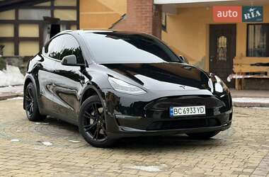 Внедорожник / Кроссовер Tesla Model Y 2023 в Львове