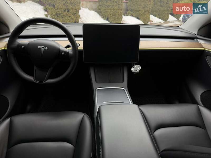 Позашляховик / Кросовер Tesla Model Y 2023 в Львові фото 12 Позашляховик / Кросовер Tesla Model Y 2023 в Львові