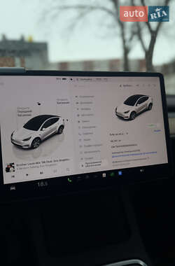 Внедорожник / Кроссовер Tesla Model Y 2023 в Львове
