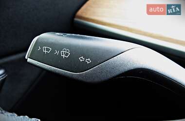 Внедорожник / Кроссовер Tesla Model Y 2022 в Черкассах