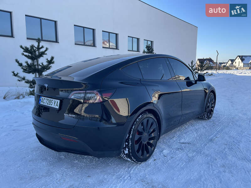 Позашляховик / Кросовер Tesla Model Y 2022 в Луцьку