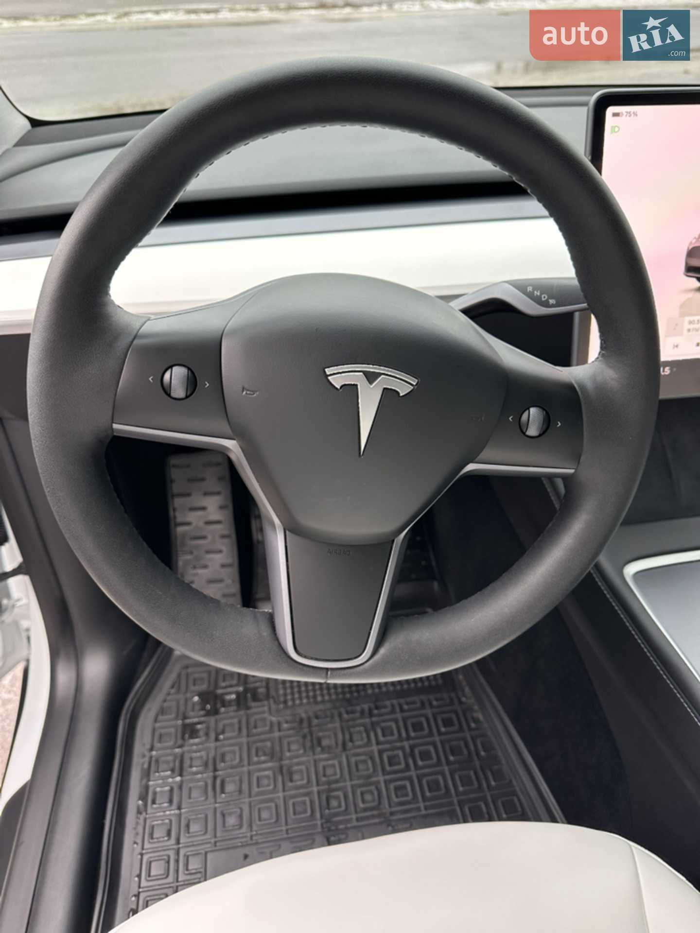 2023 Tesla Model Y - мініатюра 23