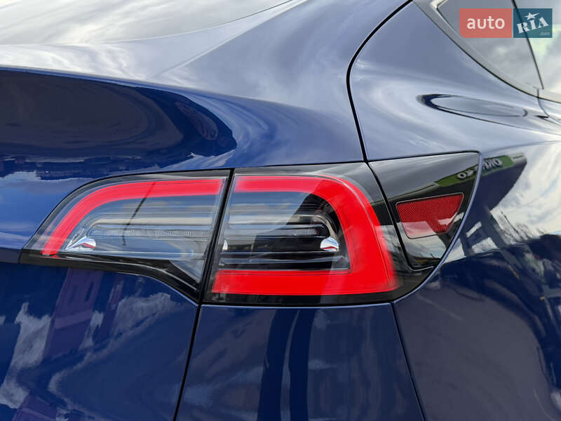 Внедорожник / Кроссовер Tesla Model Y 2021 в Дрогобыче