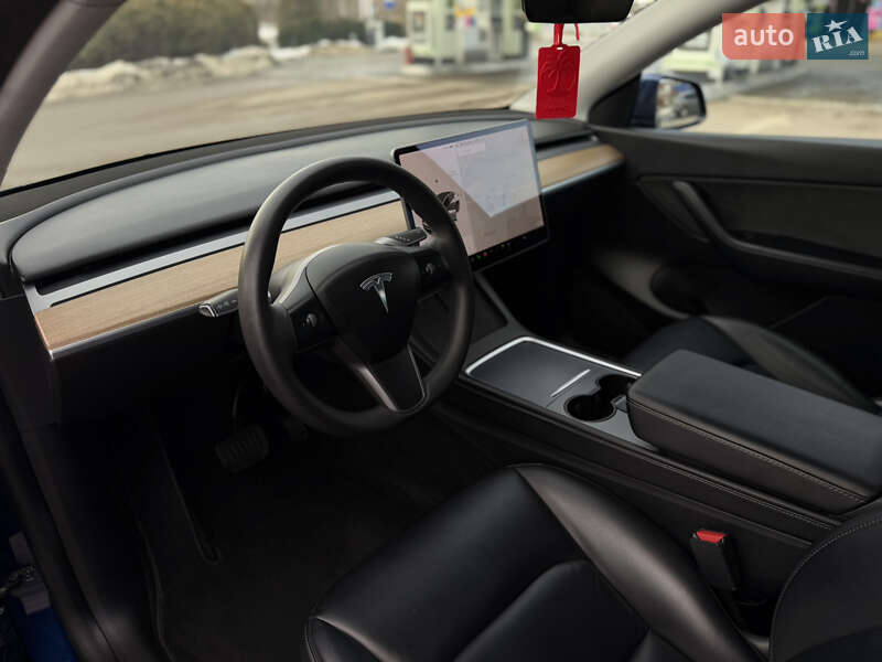 Внедорожник / Кроссовер Tesla Model Y 2021 в Дрогобыче