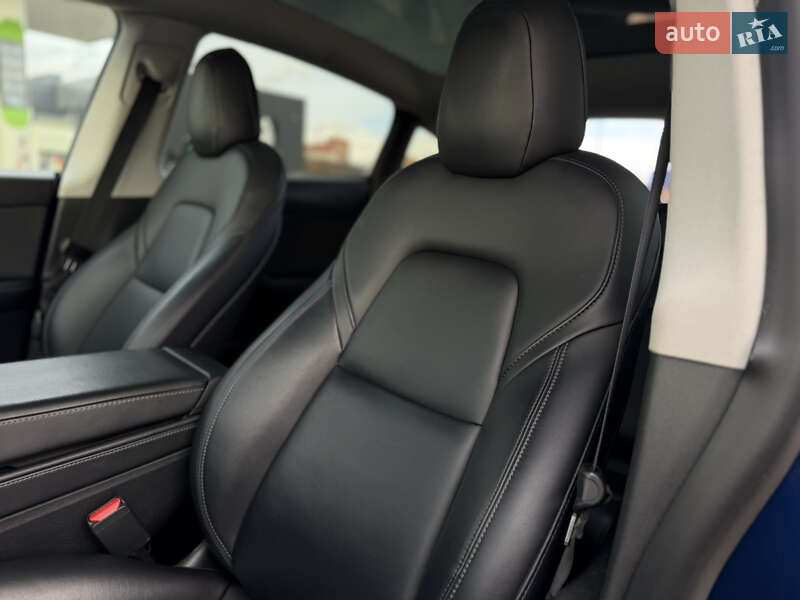 Внедорожник / Кроссовер Tesla Model Y 2021 в Дрогобыче