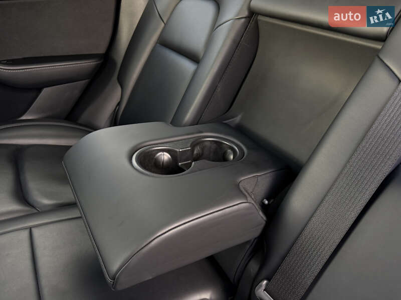 Внедорожник / Кроссовер Tesla Model Y 2021 в Дрогобыче