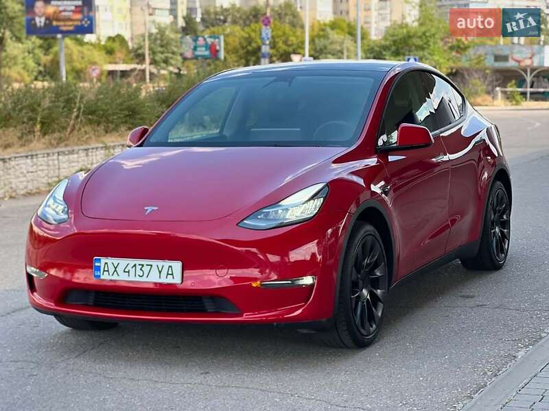 Tesla Model Y 2022