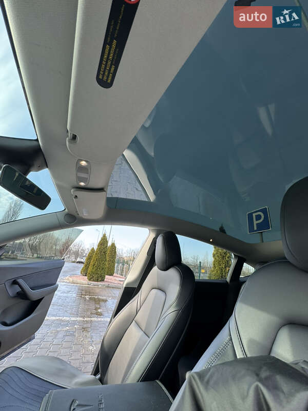 Позашляховик / Кросовер Tesla Model Y 2020 в Кременчуці фото 35 Позашляховик / Кросовер Tesla Model Y 2020 в Кременчуці